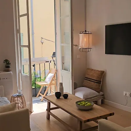 شقة Stylish & Cozy In The Heart Of Old *