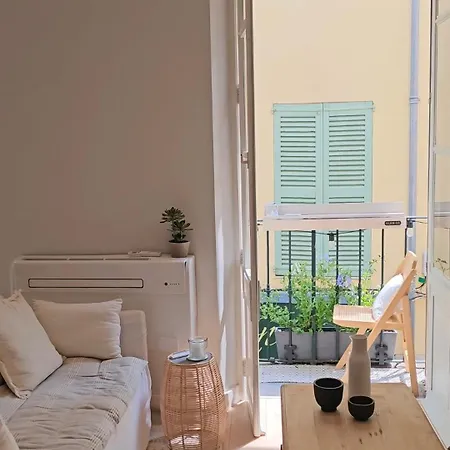 شقة Stylish & Cozy In The Heart Of Old *